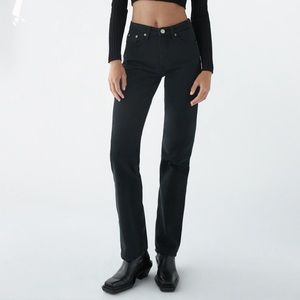 Zara Mid-Rise Straight Full Length Jeans